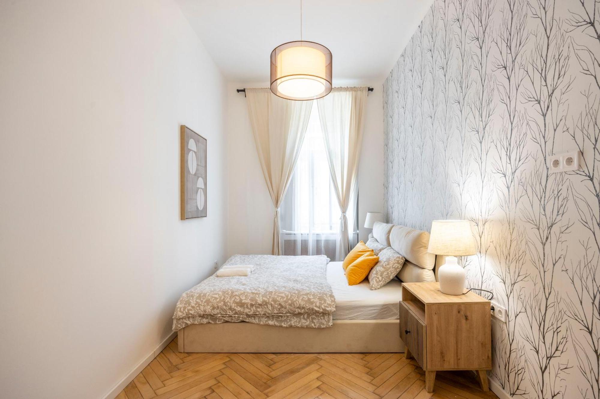 Charming & Cozy In The King Street Apartamento Budapeste